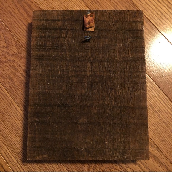 Hand carved wooden wall hangings - Picture 5 of 6